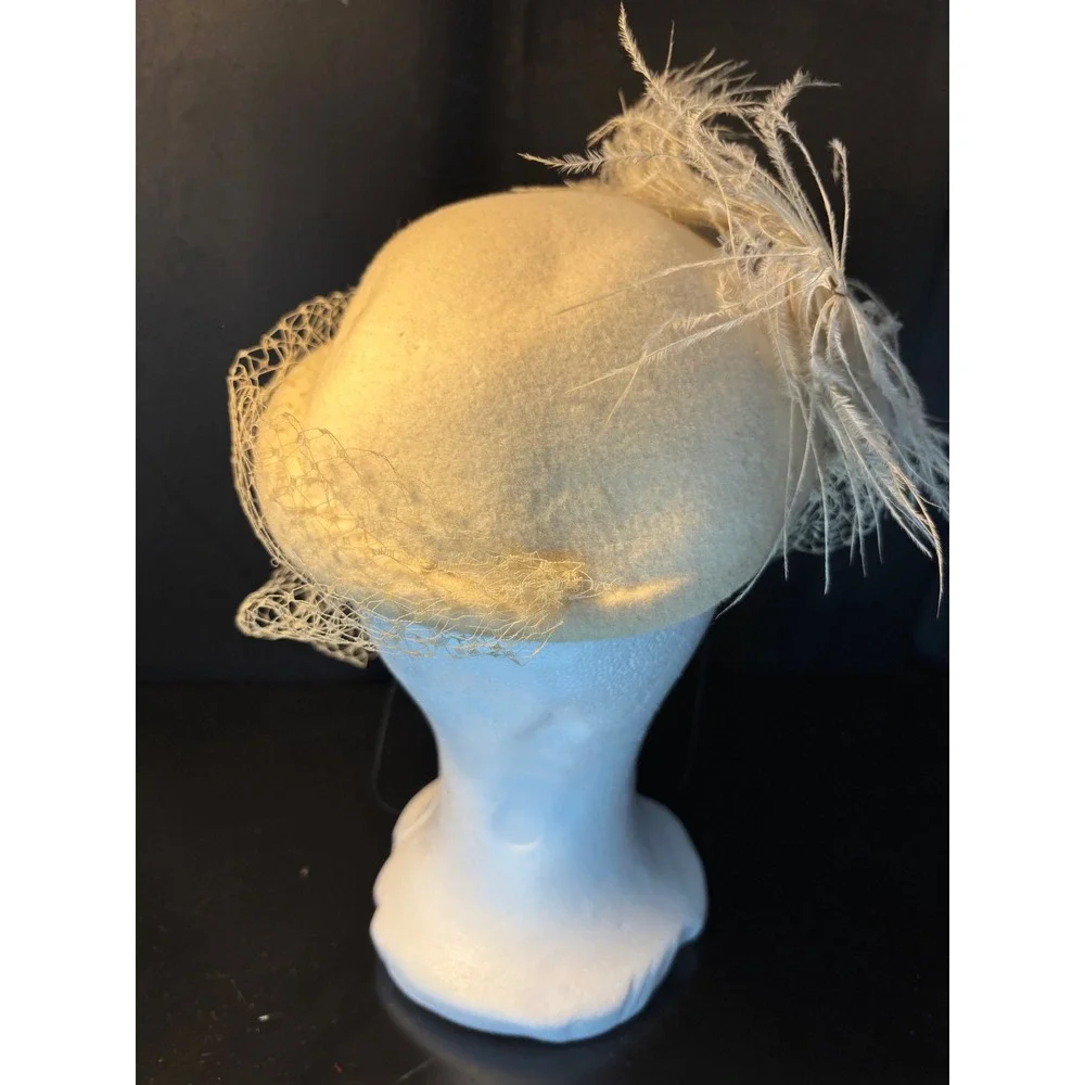 Vintage Cream Wool Felt Pillbox Hat with Birdcage Veil and Feathers Bow Trim